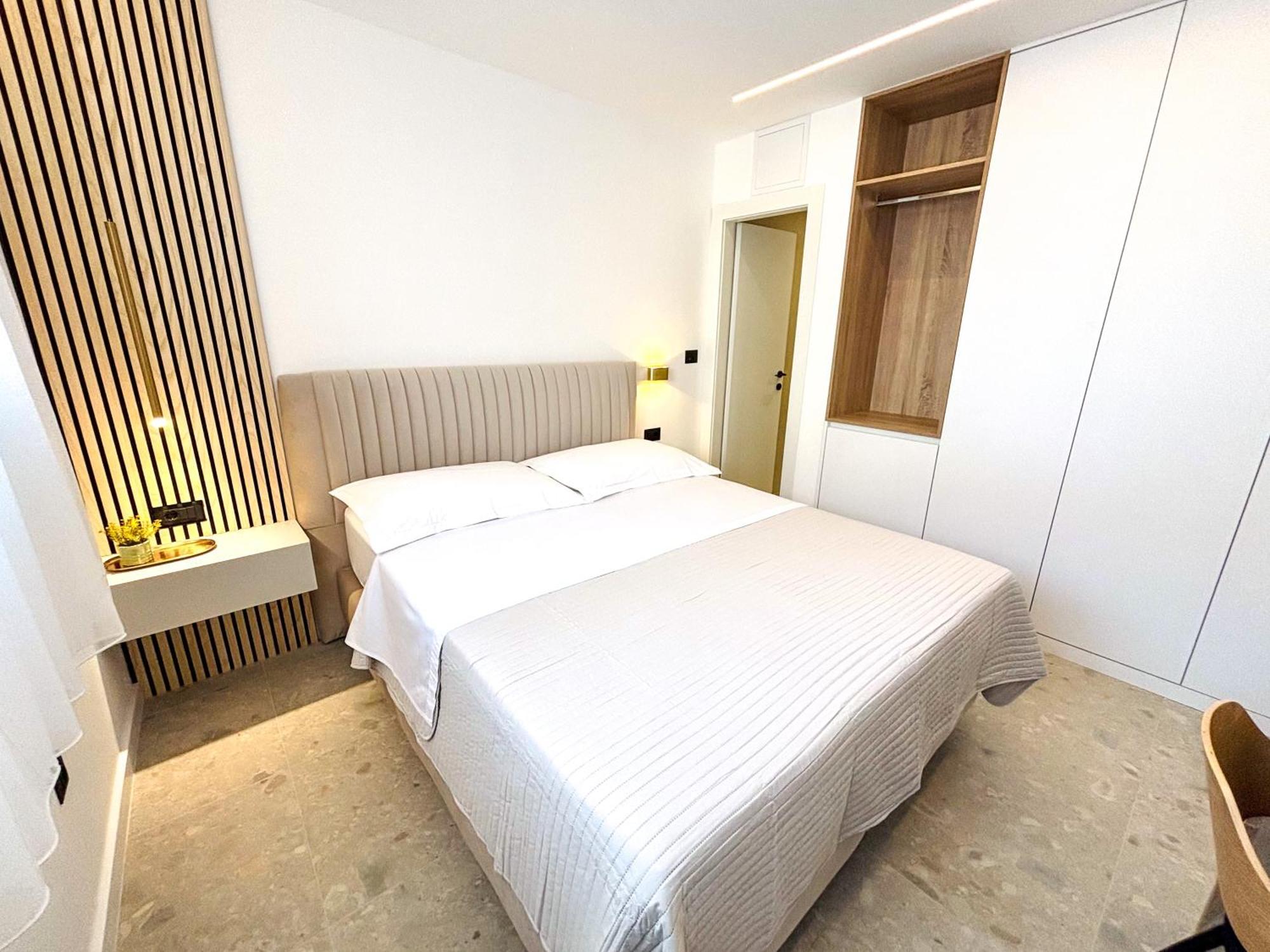 Marthinis Luxury Suites سبليت المظهر الخارجي الصورة