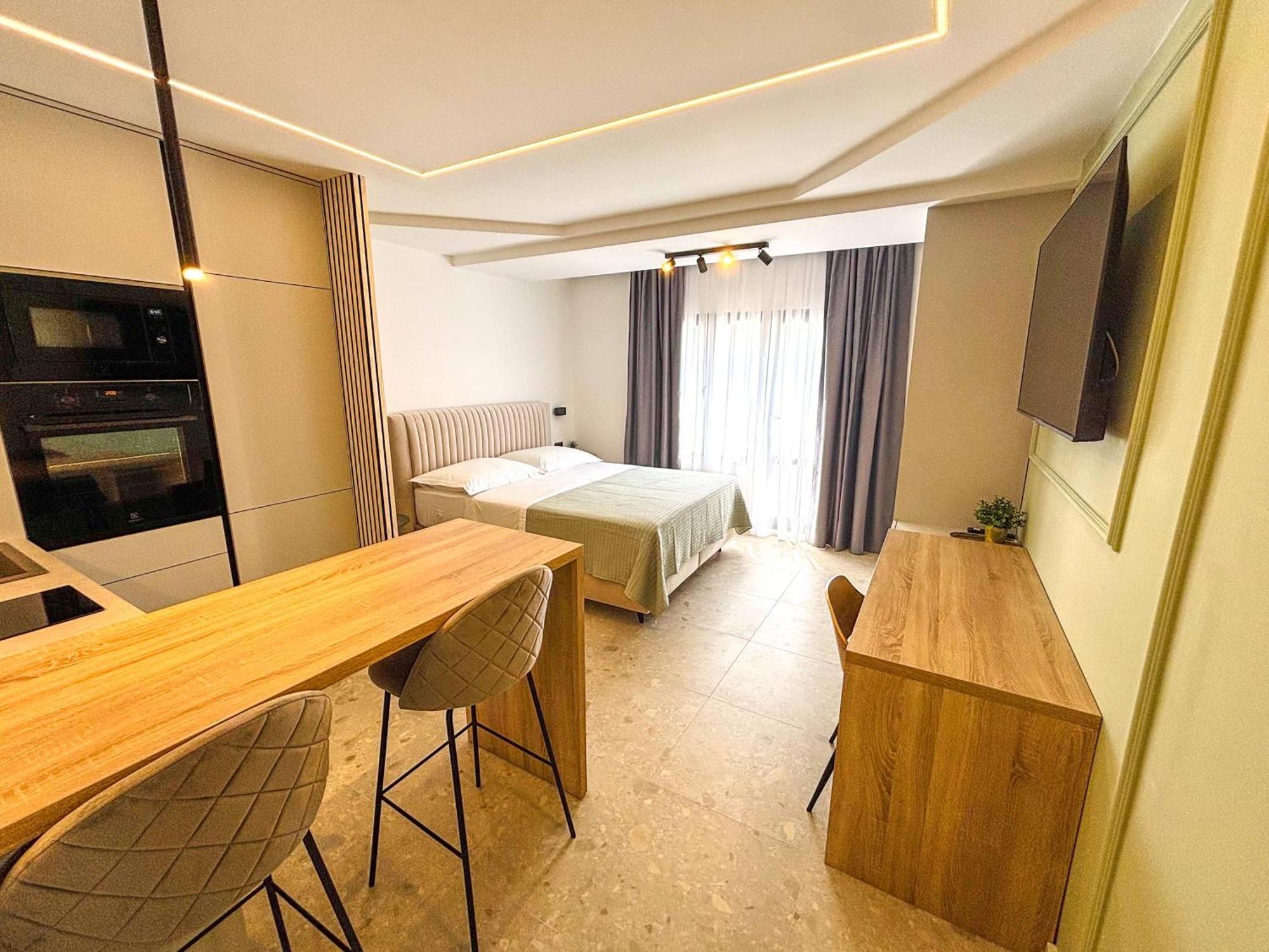 Marthinis Luxury Suites سبليت المظهر الخارجي الصورة