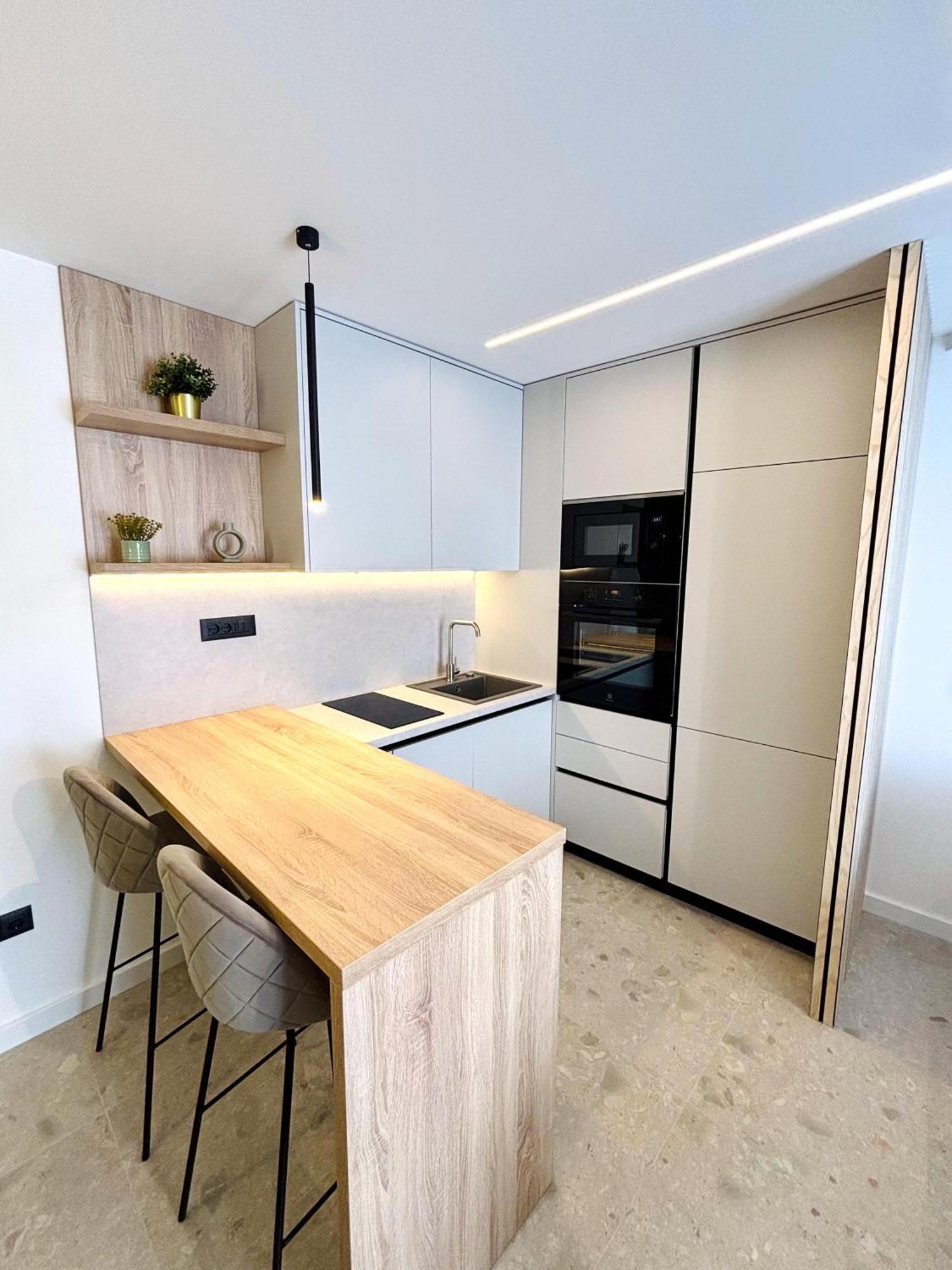 Marthinis Luxury Suites سبليت المظهر الخارجي الصورة