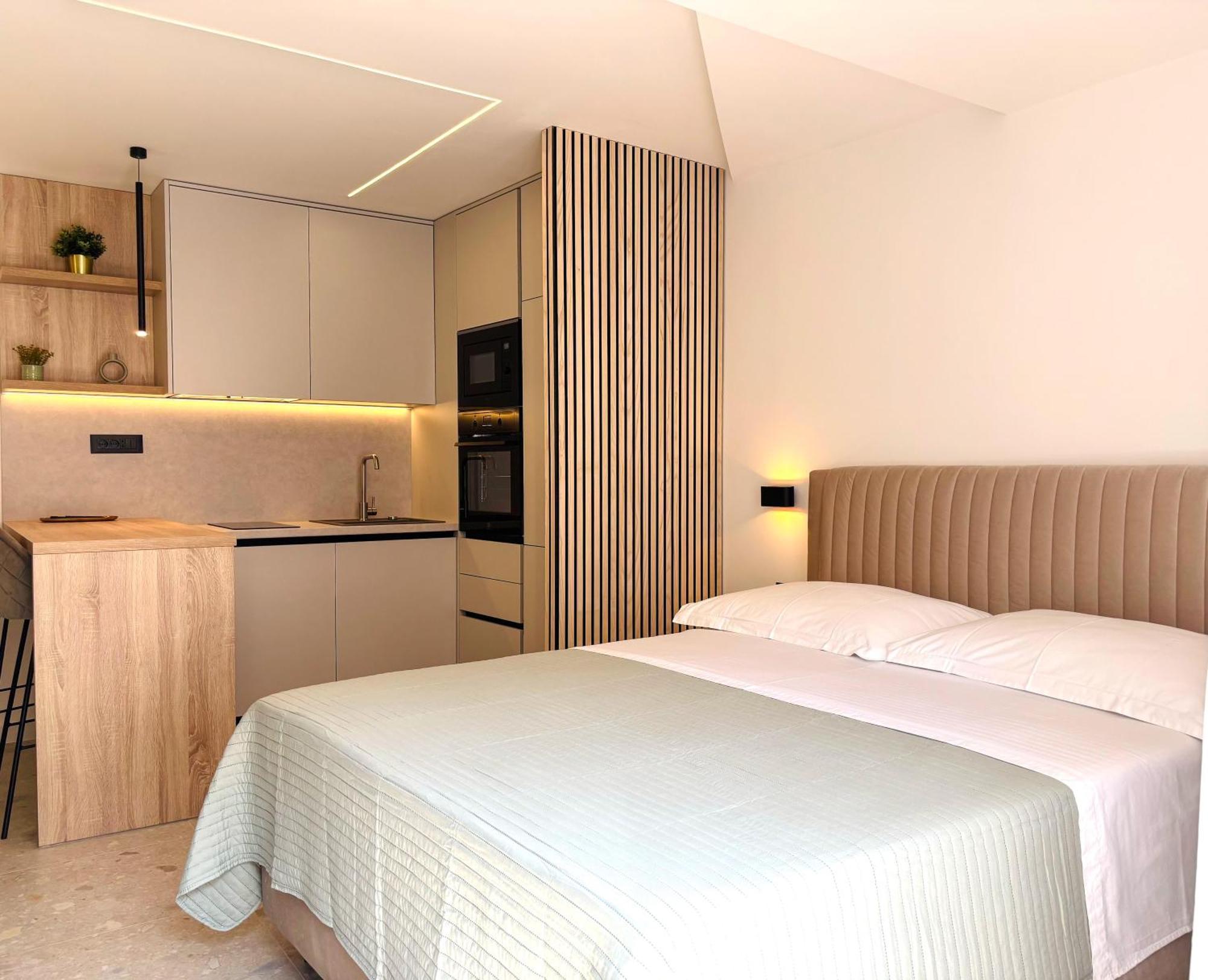 Marthinis Luxury Suites سبليت المظهر الخارجي الصورة