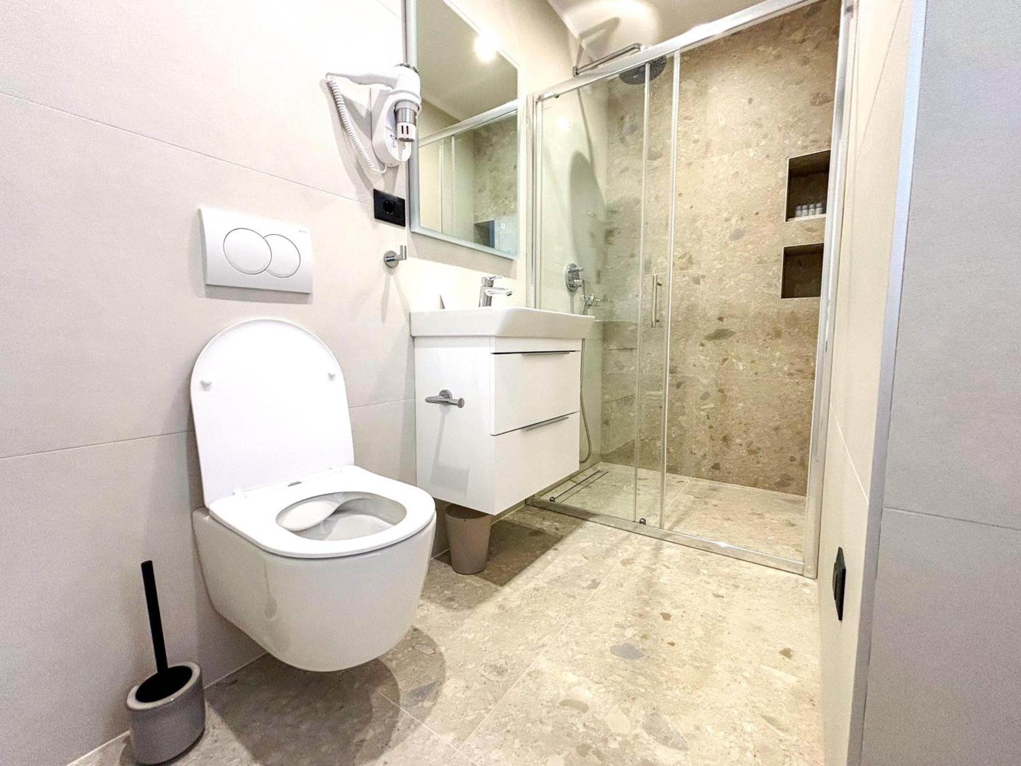 Marthinis Luxury Suites سبليت المظهر الخارجي الصورة